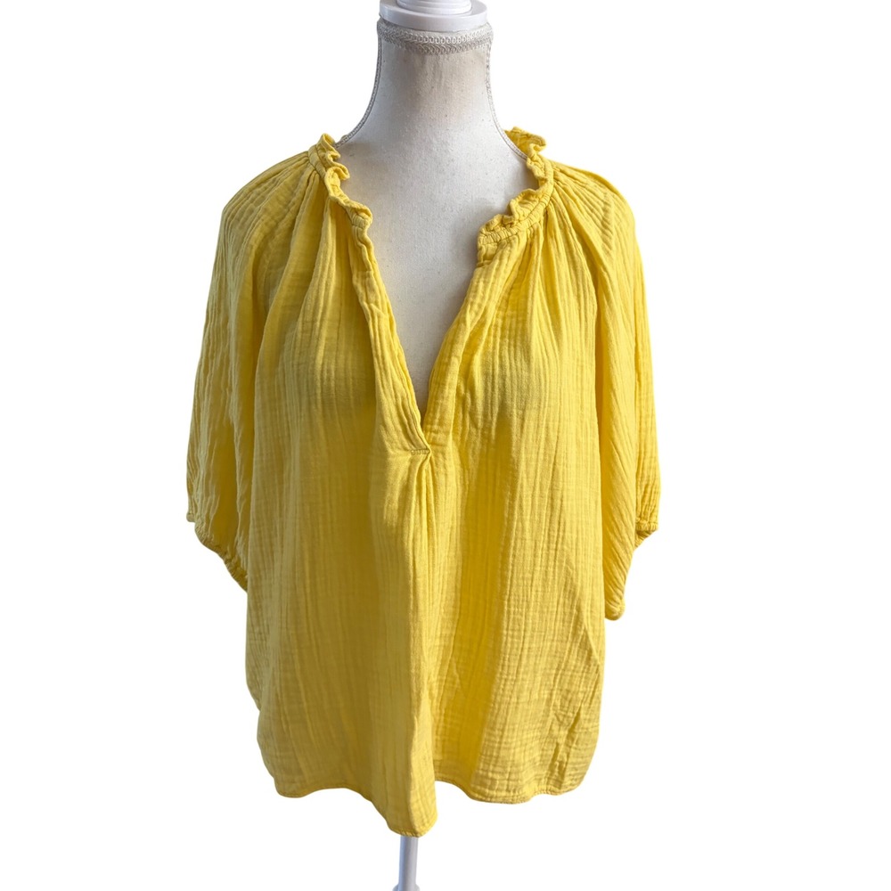 XiRENA Cotton Jules Top in‎ Limon Yellow Gaze Short Sleeve Size Medium
